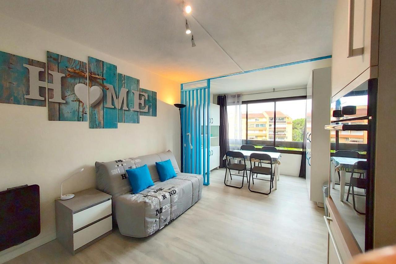 Apartamento Hypercenter 27 M With Wifi And Shared Pool Fréjus Exterior foto